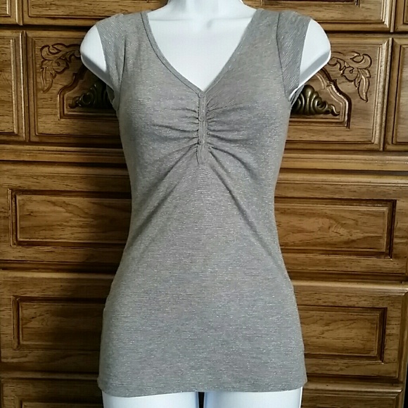 ✅Vintage Express Grey V-neck … - Picture 3 of 8